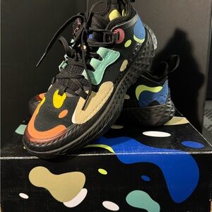 Adidas Harden Vol.5 Supernatural Big Kids Basketball Shoes Size 4